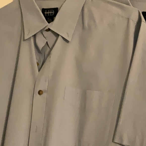 3 Button Downs- short sleeve - Picture 5 of 6